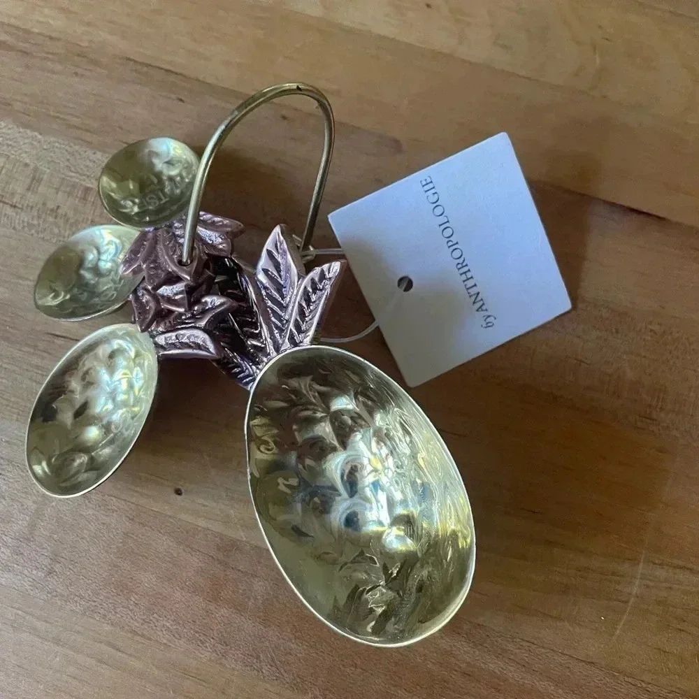 NWT Anthropologie Brass Pineapple Measuring Spoons
